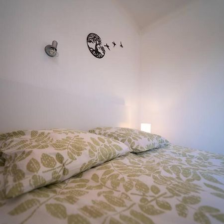Appartement Tout Equipe Traversant 6 A 8 Couchages Marsella Exterior foto